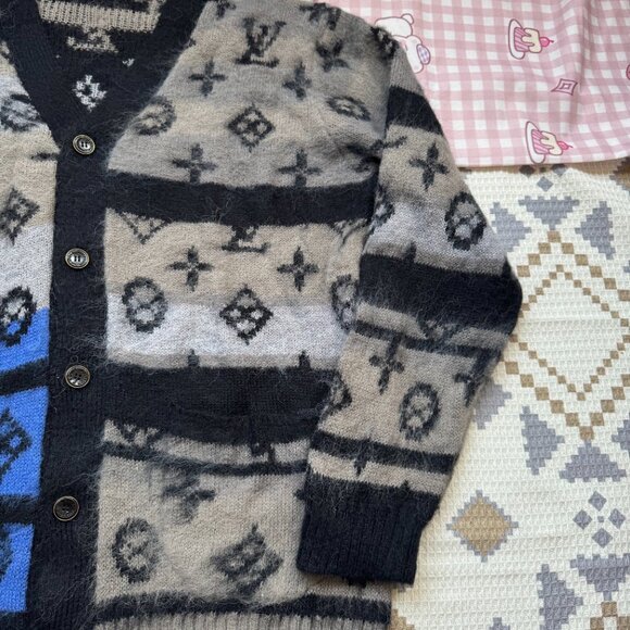Louis Vuitton Blue Mohair Monogram Mohair Cardigan - Picture 3 of 10